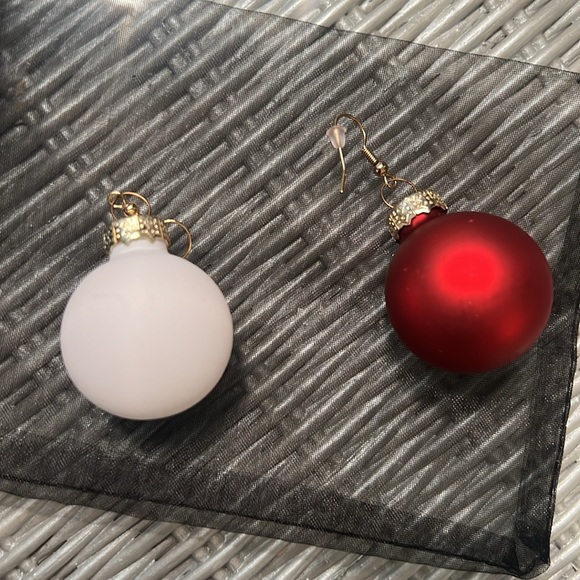 Christmas Earrings - Picture 2 of 2